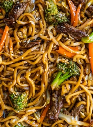 Delicious Beef Lo Mein stir-fried noodles with vegetables and beef.
